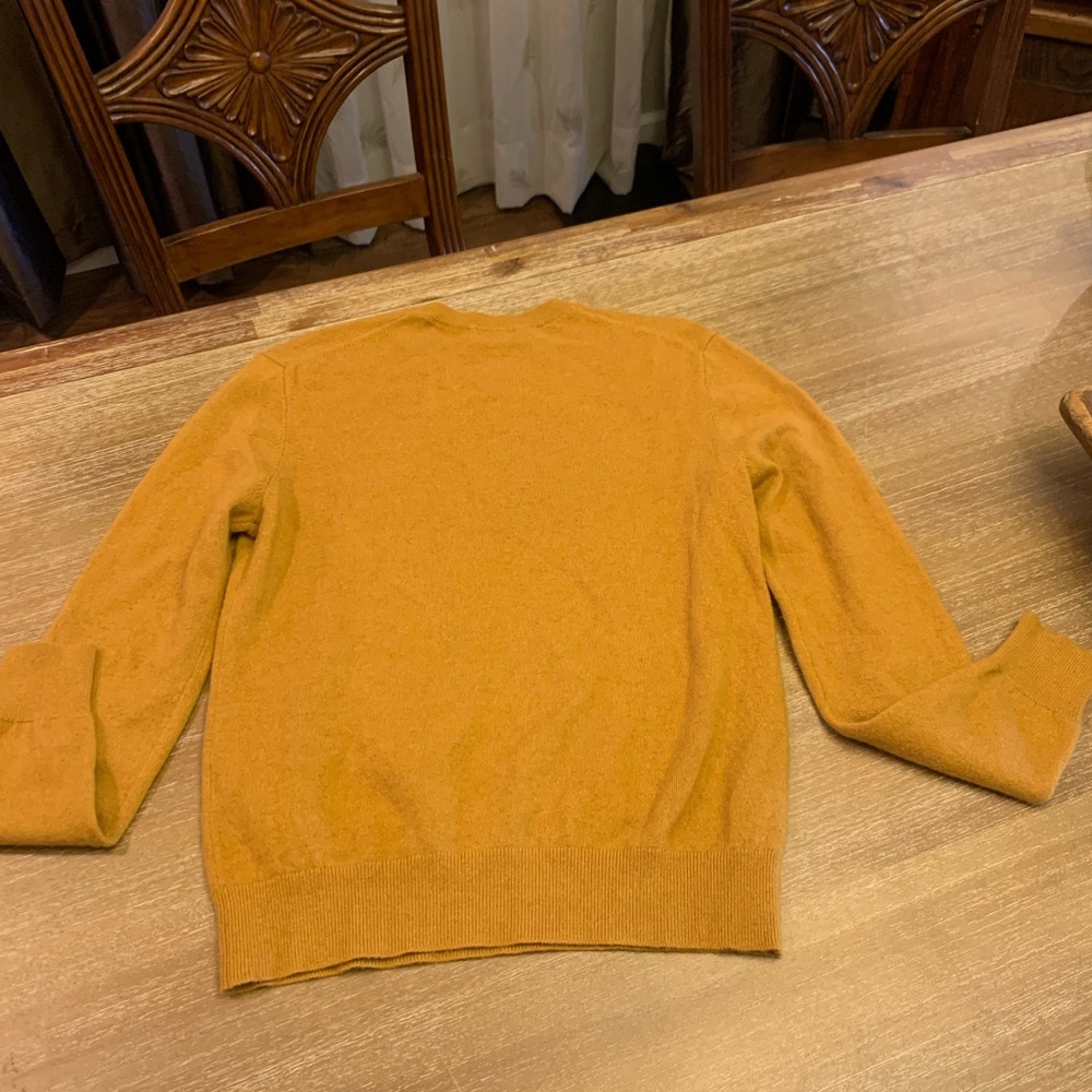 Uniqlo Mustard Crewneck Cashmere Sweater - Picture 3 of 8